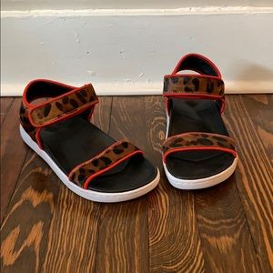 A7EIJE brand sandals.